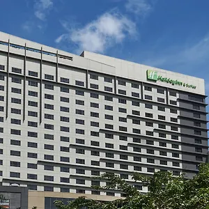 酒店 马卡蒂假日套房酒店